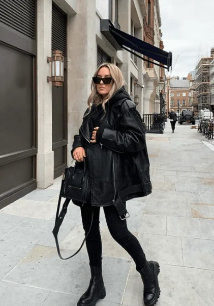 City-Ready All-Black Outfit