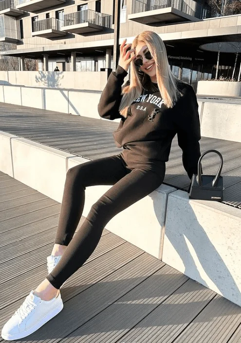 Casual Streetwear with a New York Edge
